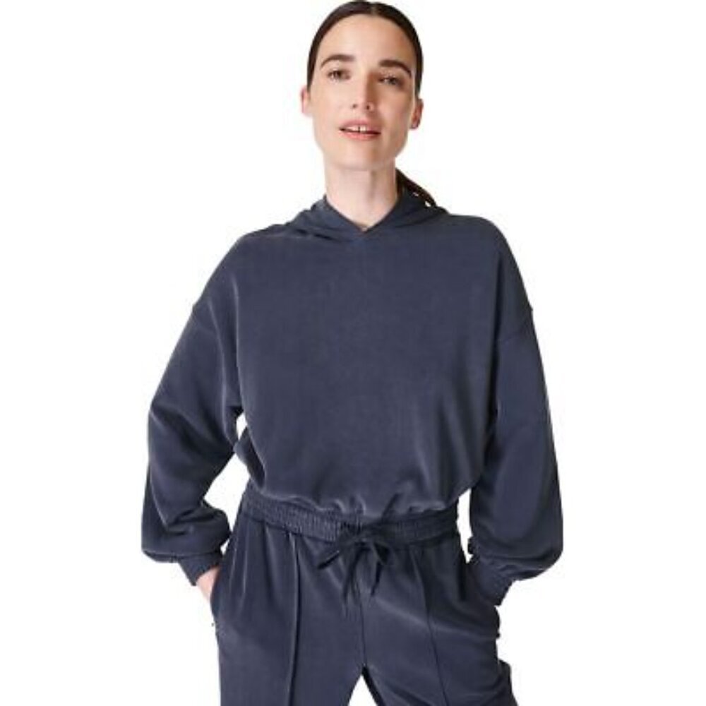 Sweaty Betty Sand Wash Cloud Weight Crop Hoodie - Picture 4 of 8